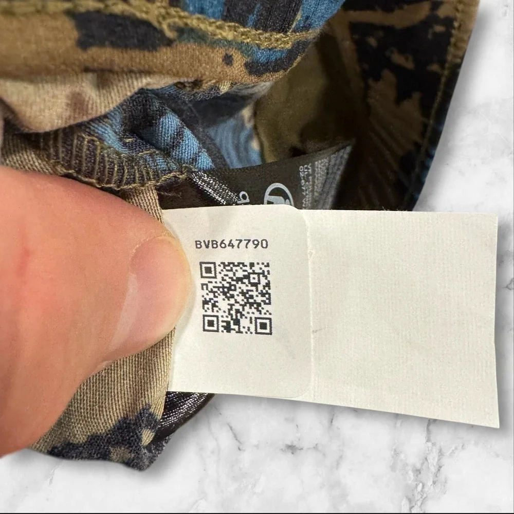 The North Face Men XXL Relaxed Fit Class V Bltd Shorts Camo Print Casual Outdoor